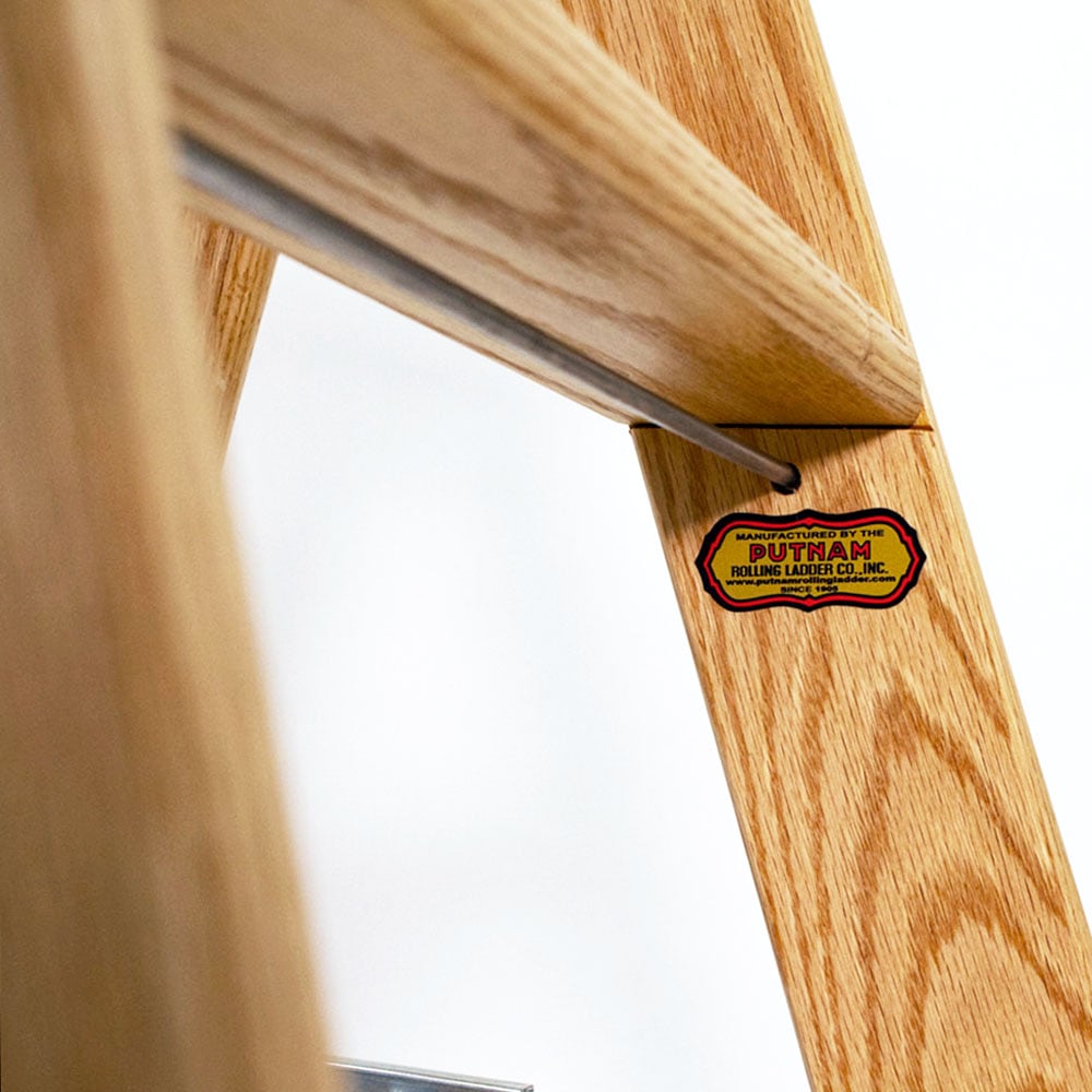 Painters_RedOak_Square_0002_Detail 1